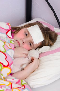 Feber ile genç kız