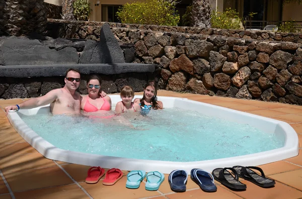 Jacuzzi para toda a família — Fotografia de Stock