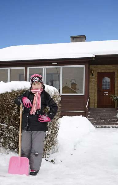 Gadis manis di musim dingin potret luar ruangan — Stok Foto