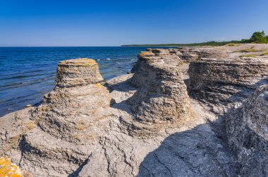 Güzel Oland'ın deniz kayalıklarla