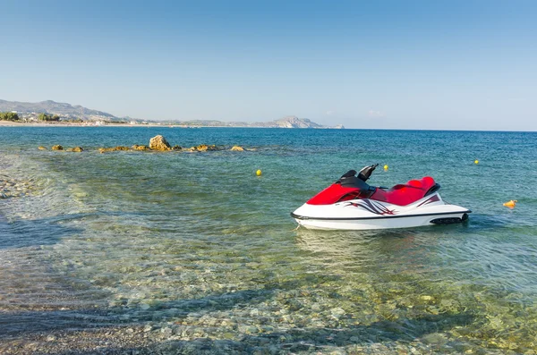Jetski på grekiska stranden — Stockfoto