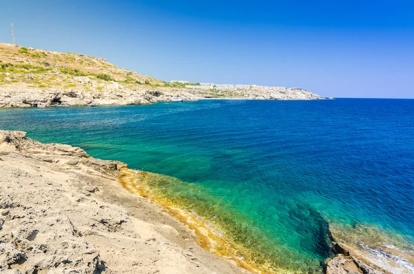 Sea shore line på Rhodos — Stockfoto