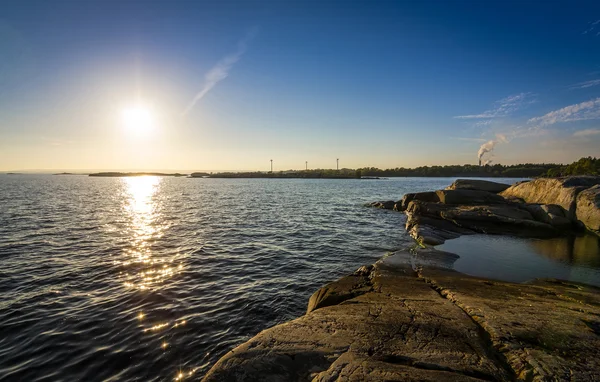 Svenska havet kusten solnedgång i September — Stockfoto