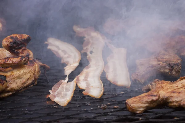 Dettaglio di pancetta arrosto — Foto Stock