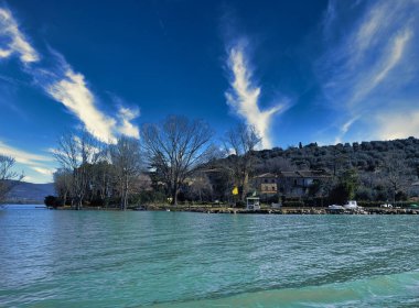 lola Maggiore 'un Trasimeneno Gölü, İtalya' daki manzarası çok güzel.