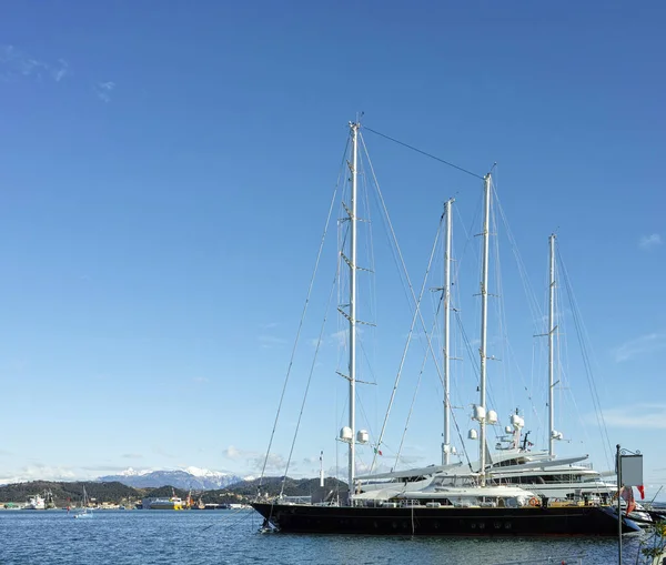 Yacht Lusso Porto Italia — Foto Stock