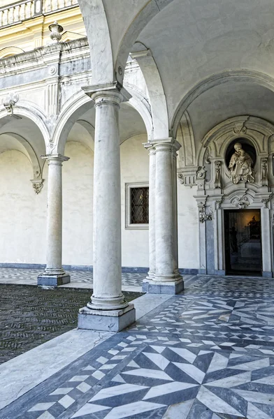 Igreja certosa em Nápoles — Fotografia de Stock