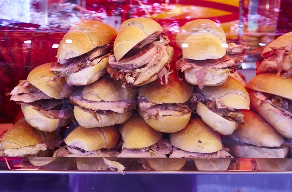 Sabrosos bocadillos con cerdo Imagen de stock