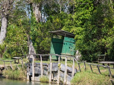 Prunicio 'nun yapay gölü, Toskana, İtalya