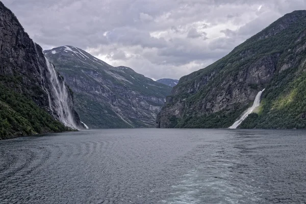 Norwegian fjord in summer time — Stock Photo, Image