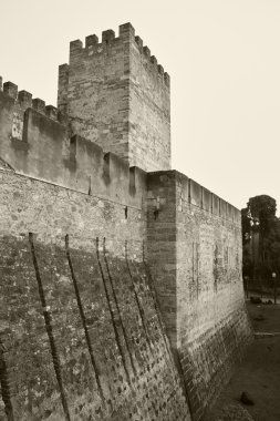 Lizbon 'daki Ortaçağ San Jorge Kalesi' nin detayları