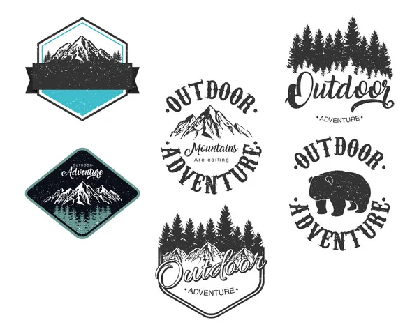 Bundle of six outdoor adventure letterings emblems — Stock Vector