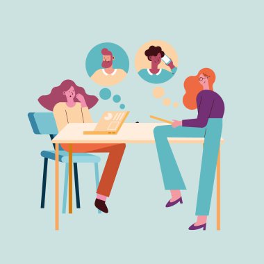 Dizüstü bilgisayar planlayan kadınlar