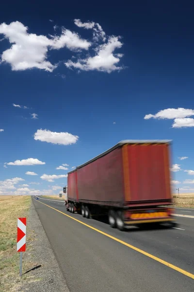 Trucker Vehicle on Road — Stock Photo, Image