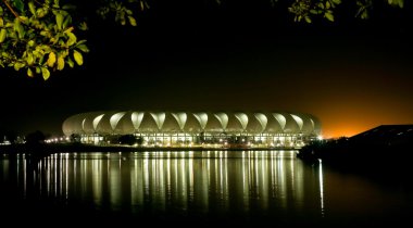 Port Elizabeth futbol Stadı'nda gece