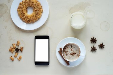 Bir smartphone ile Kahvaltı