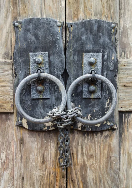 Puerta de madera cerrada —  Fotos de Stock