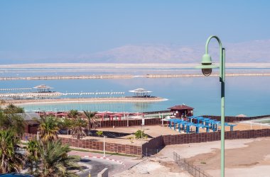 Ölü Deniz plajları.