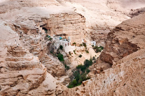 Klasztor św w Judean desert. — Zdjęcie stockowe