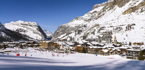 Val d'Isre miasto w Alpach, Francja — Zdjęcie stockowe