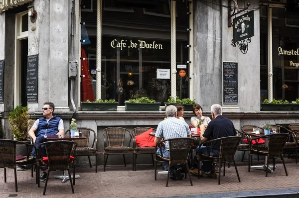 Café restaurant w mieście Amsterdam — Zdjęcie stockowe