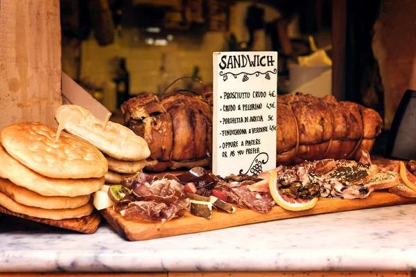 Schmeckte und berühmte italienische Küche — Stockfoto