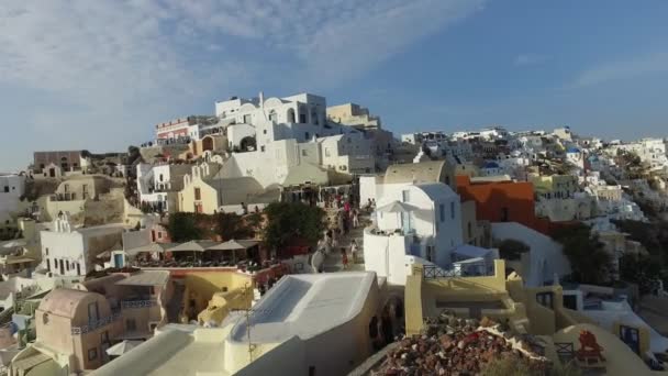 Oia santotini bajo el atardecer — Vídeo de stock