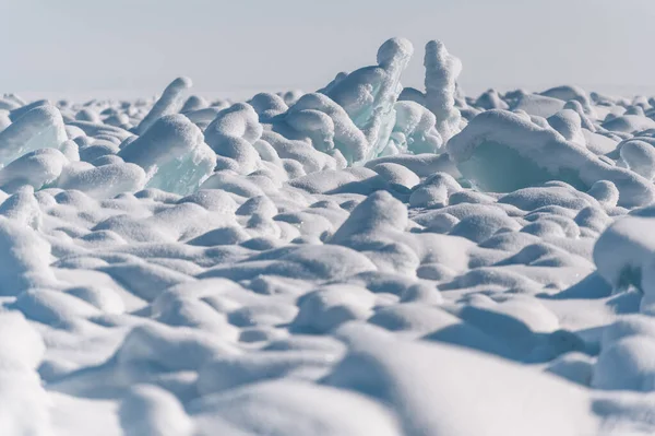 Transparent Blue Ice Floes Piled Ice Hummocks Blue Sky Sunny — Stock Photo, Image