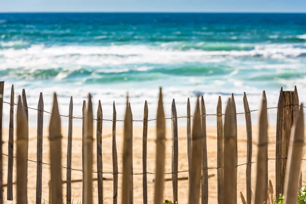 Bir Atlantic Beach ahşap çit — Stok fotoğraf