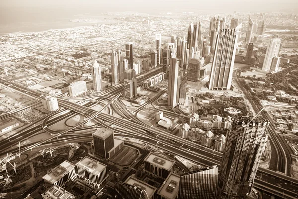 Dubai centrum ochtend scène. Bovenaanzicht — Stockfoto