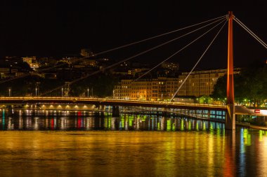 Lyon, Fransa Cityscape geceleri