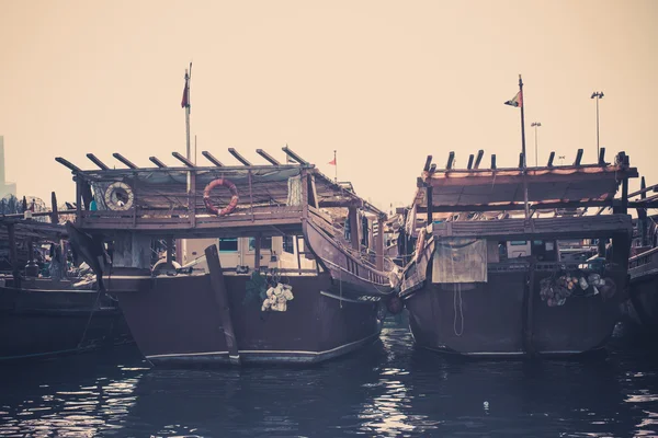 Старые рыболовные суда — стоковое фото