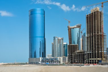 Abu Dabi yeni bölge gökdelenler ile  