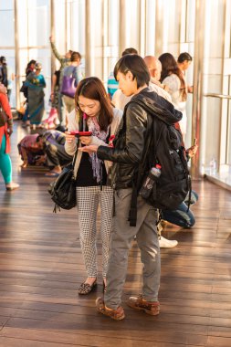 Gözlem güverte insanlara 