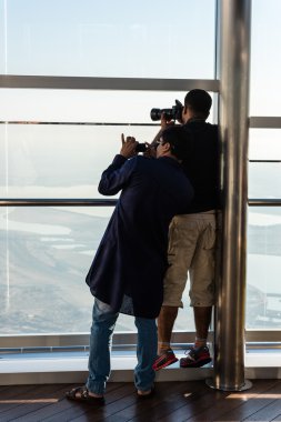 Burj al Khalifa gözlem güverte insanlara