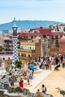 Park Guell, Barselona 'da turistler 