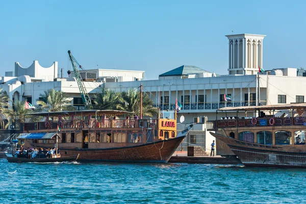 Tradycyjne łodzie arabski — Zdjęcie stockowe