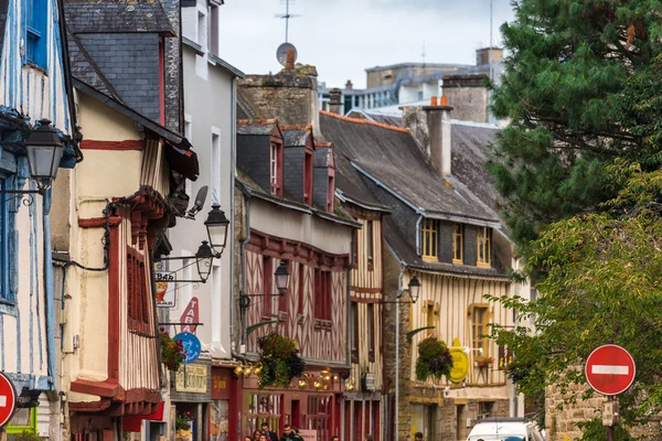 Straße mit bunten Häusern — Stockfoto