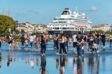 Ünlü Hollandalı gemisi Prinsendam 
