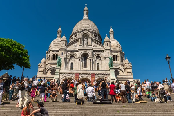 Pohled na chrám baziliky Sacre Coeur — Stock fotografie