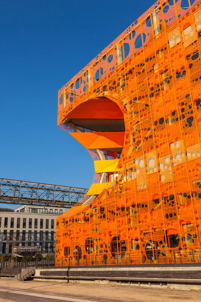 Orange design cube house — Stock Photo, Image