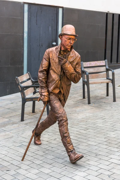 Estatua viva en la calle de Barcelona — Foto de Stock
