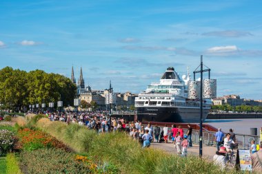 yolcu gemisi Prinsendam Bordeaux, Fransa
