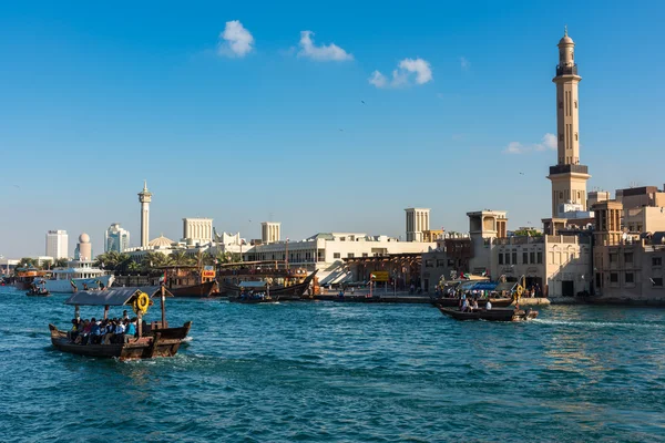 Dubai Creek vista terraplén — Foto de Stock