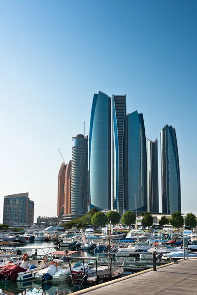 Al Bateen Wharf and the Etihad towers — Stock Photo, Image
