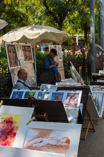 Gemälde zum Verkauf in Barcelona — Stockfoto