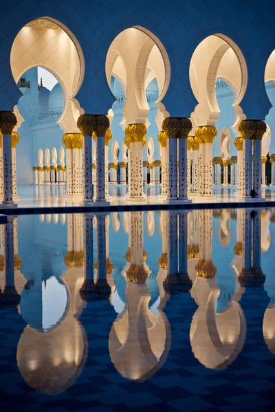 Sheikh Zayed White Mosque — Stock Photo, Image