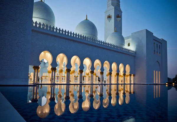 Sheikh Zayed fehér Mosque — Stock Fotó