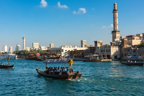 Arabische Boote am Dubai Creek — Stockfoto
