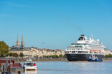 yolcu gemisi Prinsendam Bordeaux